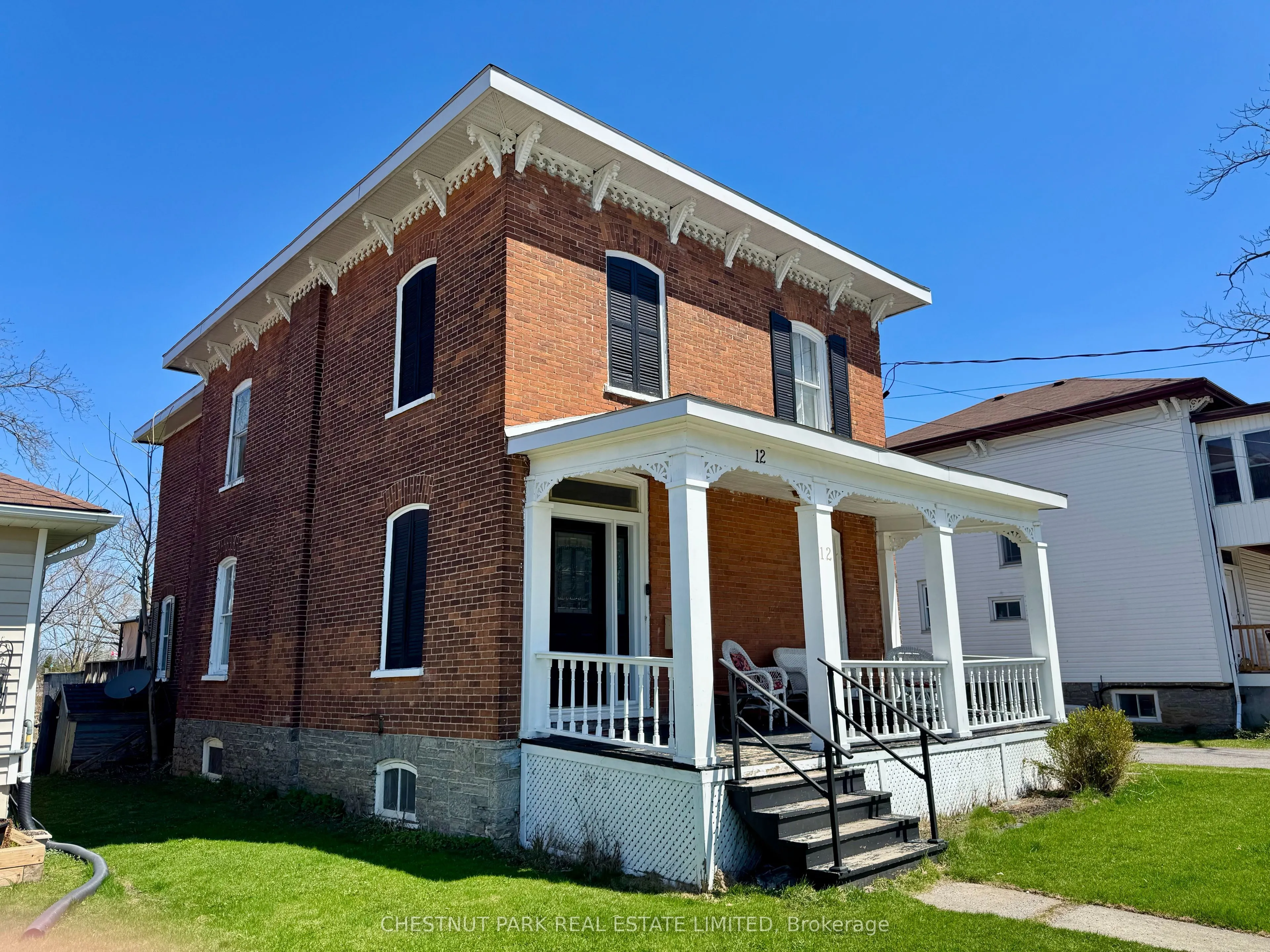 12 Maple Avenue, Prince Edward County, ON K0K 2T0