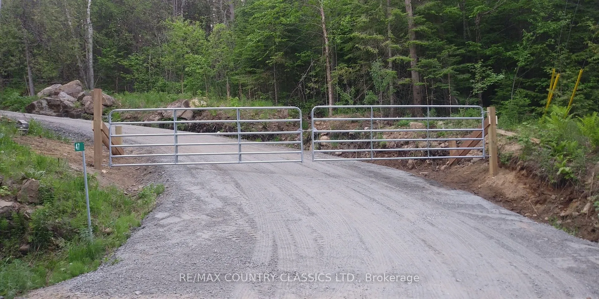 47 Arbor Vitae Road, ON K0J 1B0