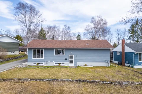 40 Birch Crescent, Temagami, ON P0H 2H0
