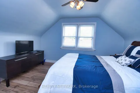 3381 Marion Avenue, Niagara Falls, ON L2J 2V5