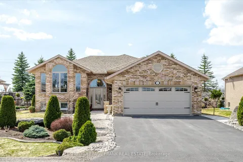 42 Huntingwood Crescent, Kawartha Lakes, ON K0M 1A0