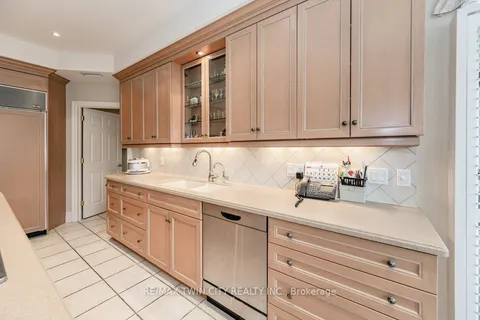 338 RIVER OAK Place, ON N2K 3N8