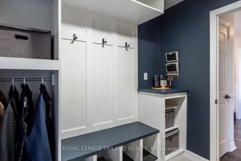 507 Jeffreybrook Close, London North, ON N5X 2S5