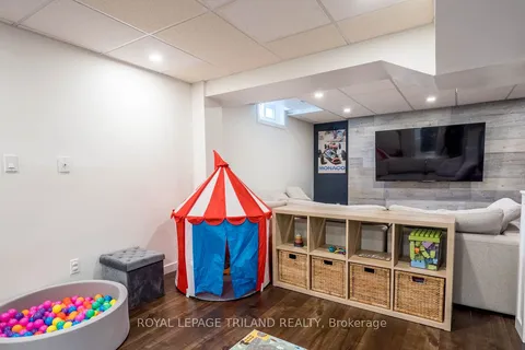 507 Jeffreybrook Close, London North, ON N5X 2S5
