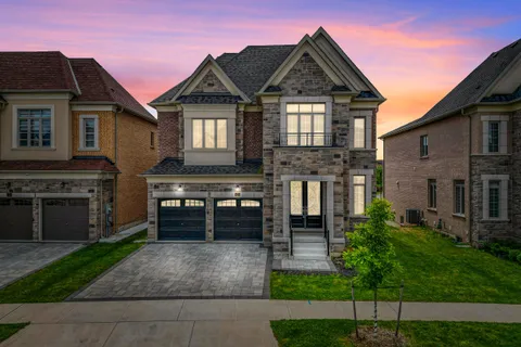 273 Forest Creek Drive, Kitchener, ON N2R 0M6