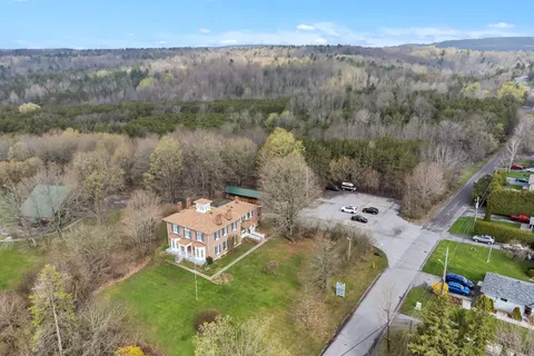 93 Young Street, Brighton, ON K0K 1H0