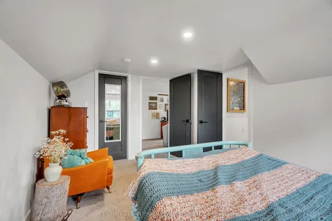 93 Young Street, Brighton, ON K0K 1H0