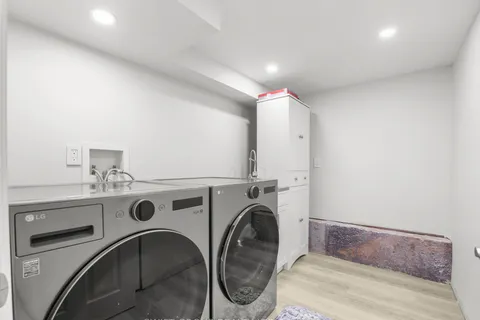 39 Viking Drive, Grimsby, ON L3M 3V2