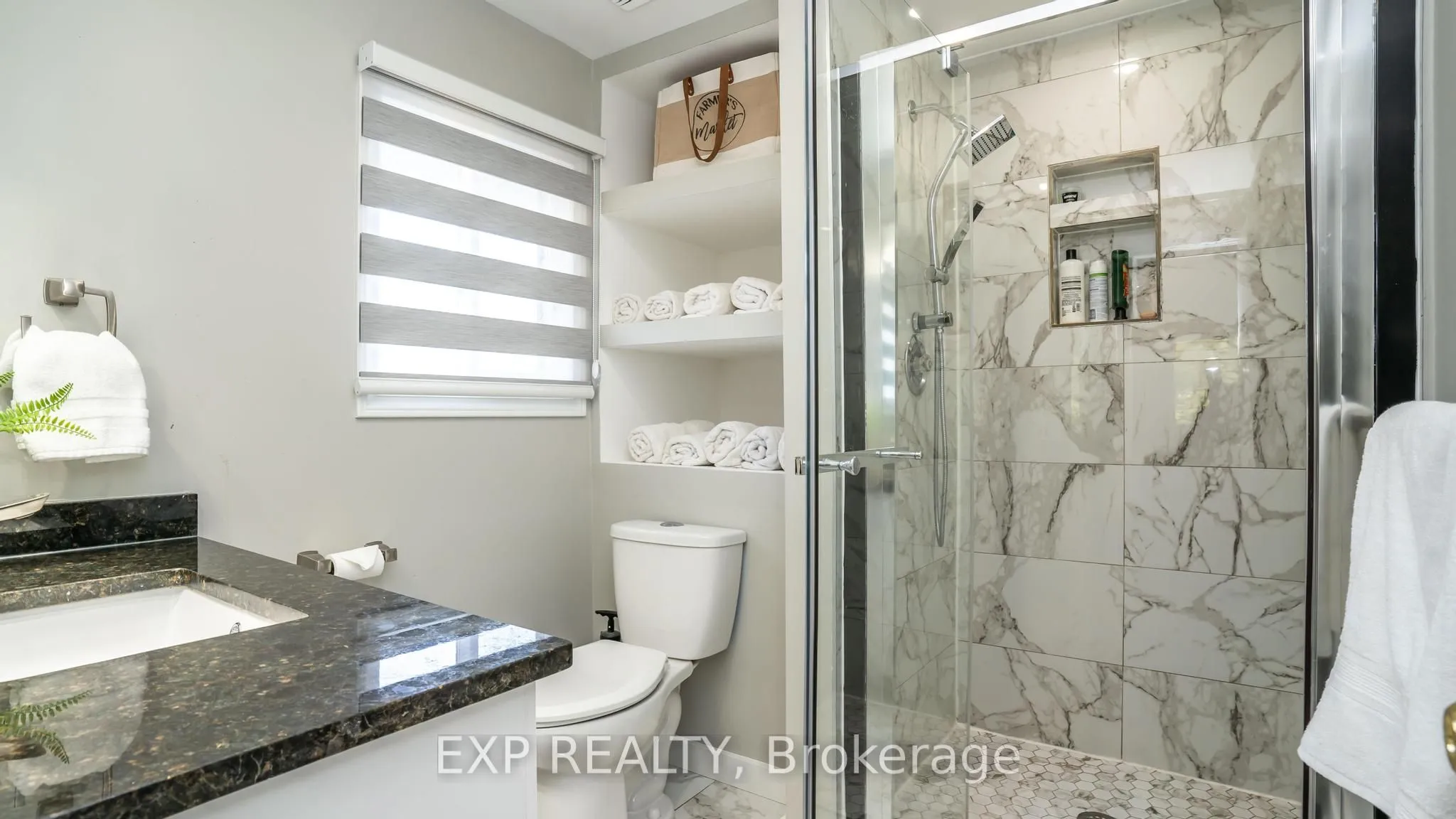 124 Robinson Lane, London North, ON N5X 3V4
