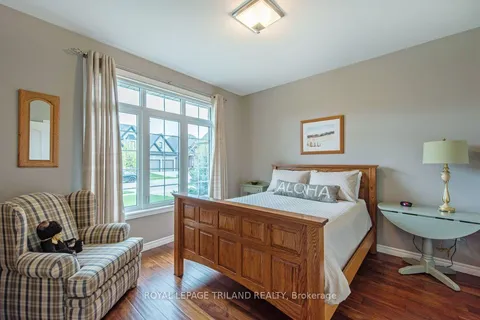 592 ECLIPSE Walk, London North, ON N5X 0J9