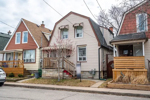 28 Edinburgh Avenue, Hamilton, ON L8H 2C3