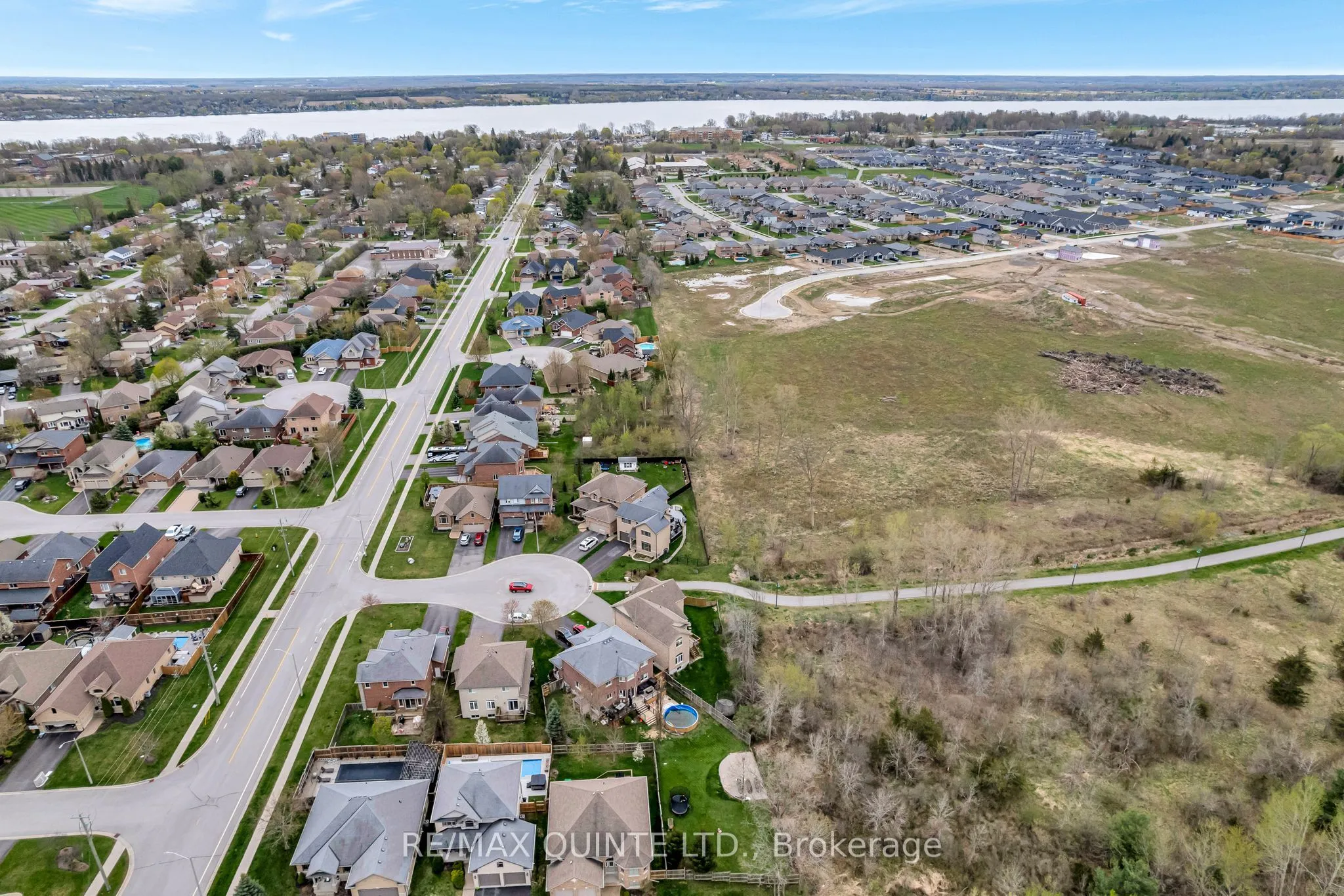 10 Meagher Place, Belleville, ON K8P 0C1