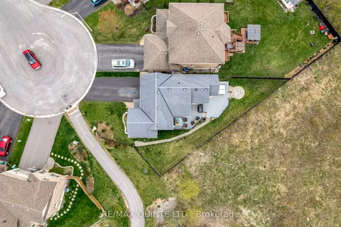 10 Meagher Place, Belleville, ON K8P 0C1
