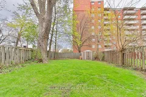5 Prince Paul Crescent, ON L2N 3A8