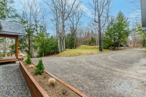 5997 Kennisis Lake Road, Dysart et al, ON K0M 1S0
