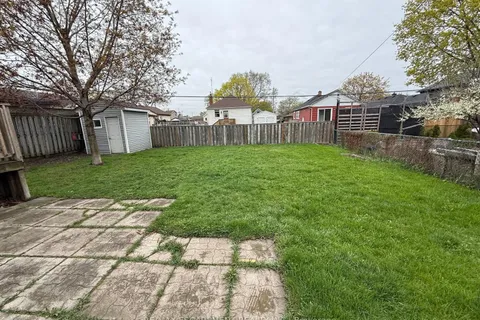 713 Tate Avenue, Hamilton, ON L8H 6L8