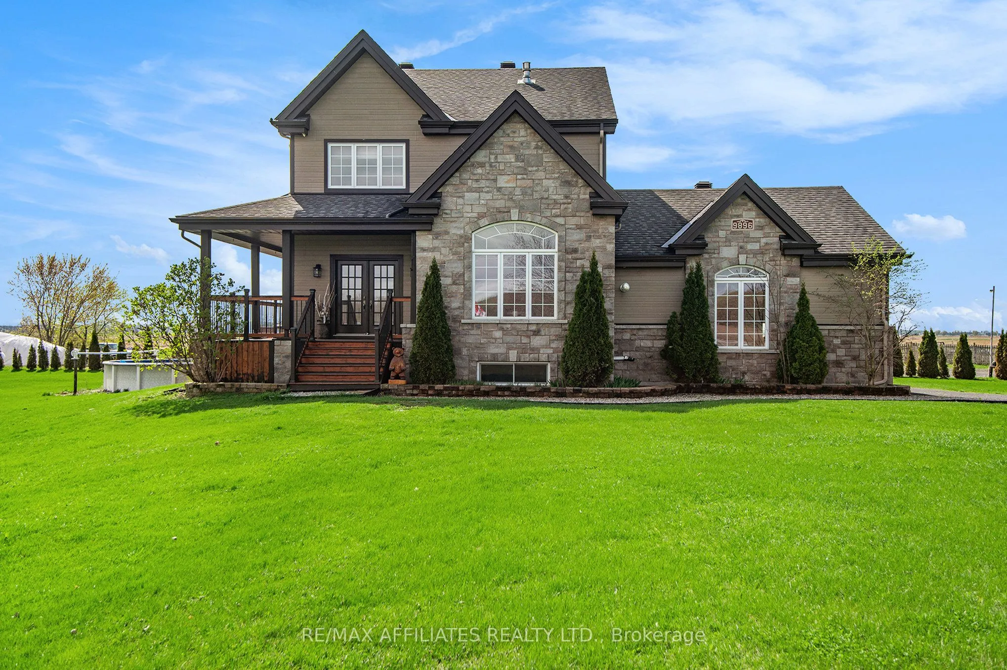 9896 Marionville Road, North Dundas, ON K4R 1E5