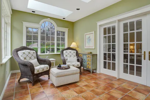 1298 WEST RIVER Road, Cambridge, ON N1R 5S5