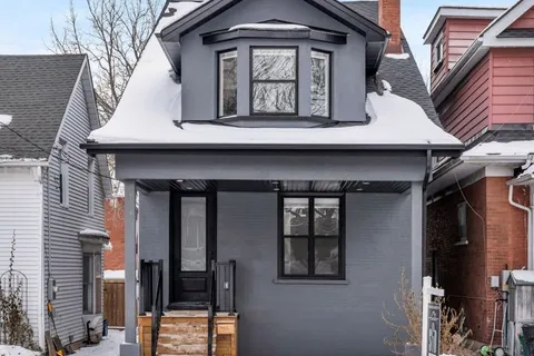 124 Church Street, Kitchener, ON N2G 2S4