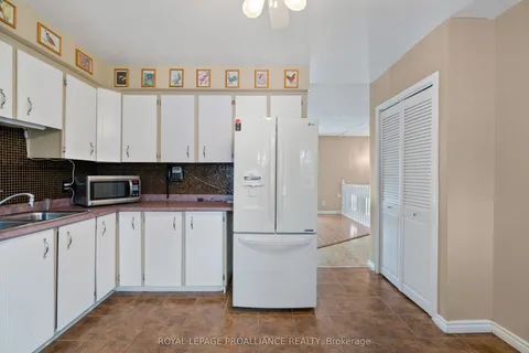 385 Stewart Boulevard, Brockville, ON K6V 6C7
