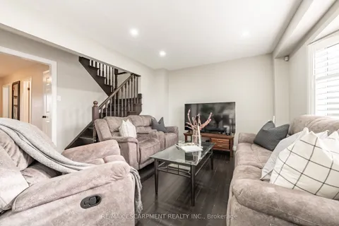 680 Rexford Drive, Hamilton, ON L8W 3G1