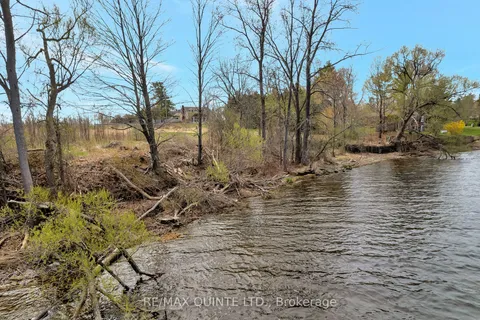 0 County 3 Road, Prince Edward County, ON K8N 4Z1