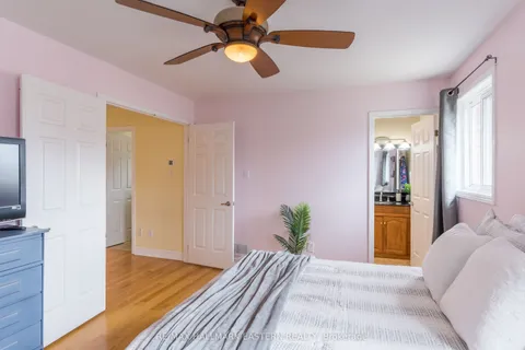 562 Westman Avenue, Peterborough West, ON K9K 2H3
