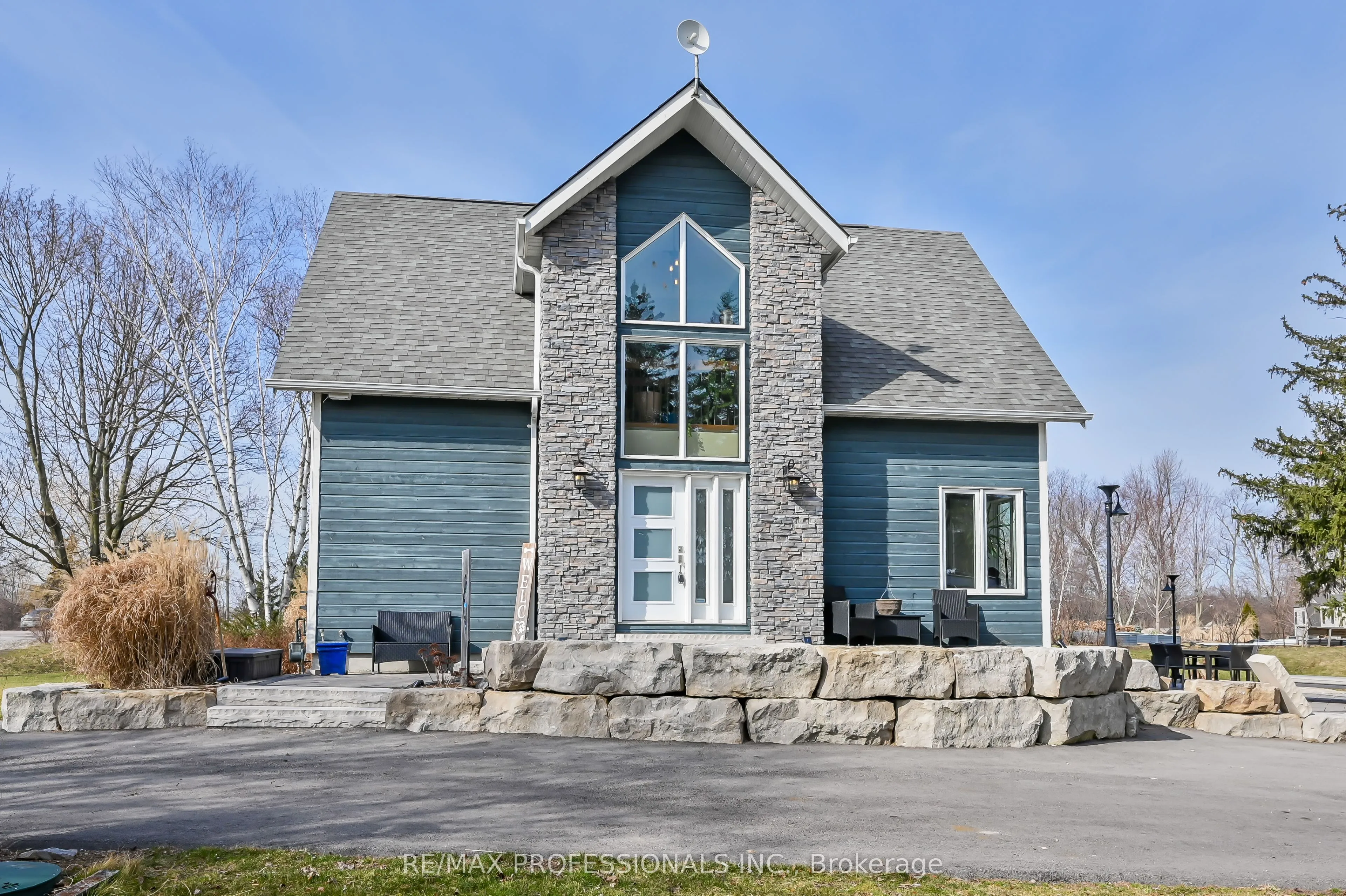 195 Hwy 5 N/A, Hamilton, ON L9H 5E2