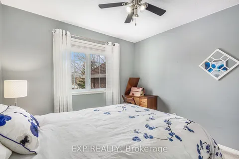 2 Rossan Street, Barrhaven, ON K2G 6R6