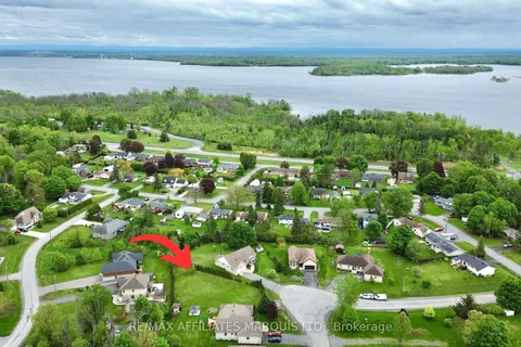 17 Penny Lane, South Stormont, ON K0C 1P0