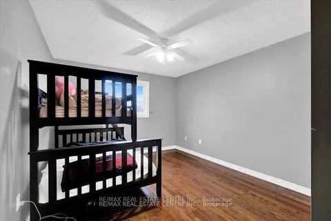 45 KENDRICK Court, Hamilton, ON L9G 5A4