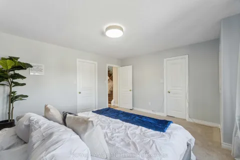 242 Upper Mount Albion Road, Hamilton, ON L8J 0B1