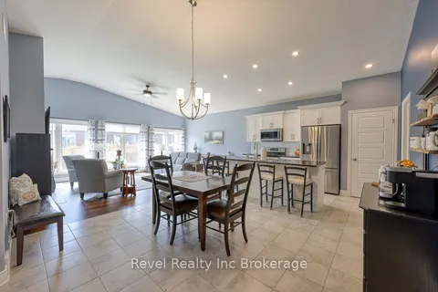 19 Sutherland Crescent, Ingersoll, ON N5C 0E3