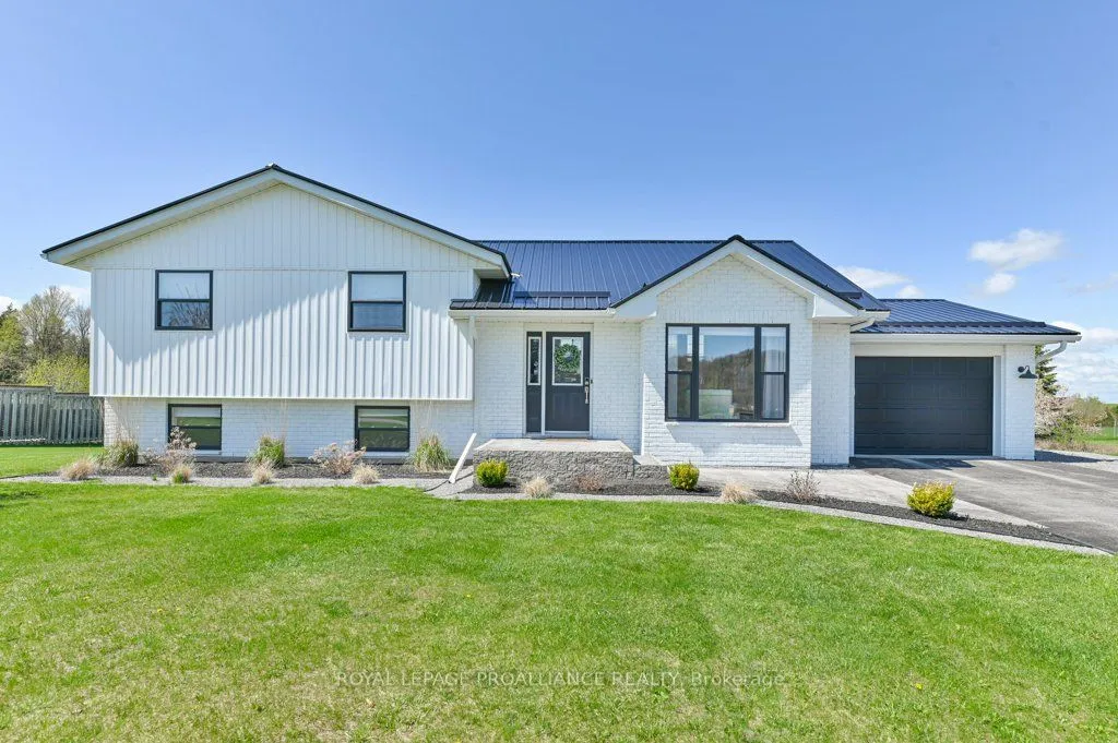 1640 Carman Road, Quinte West, ON K8V 5P4