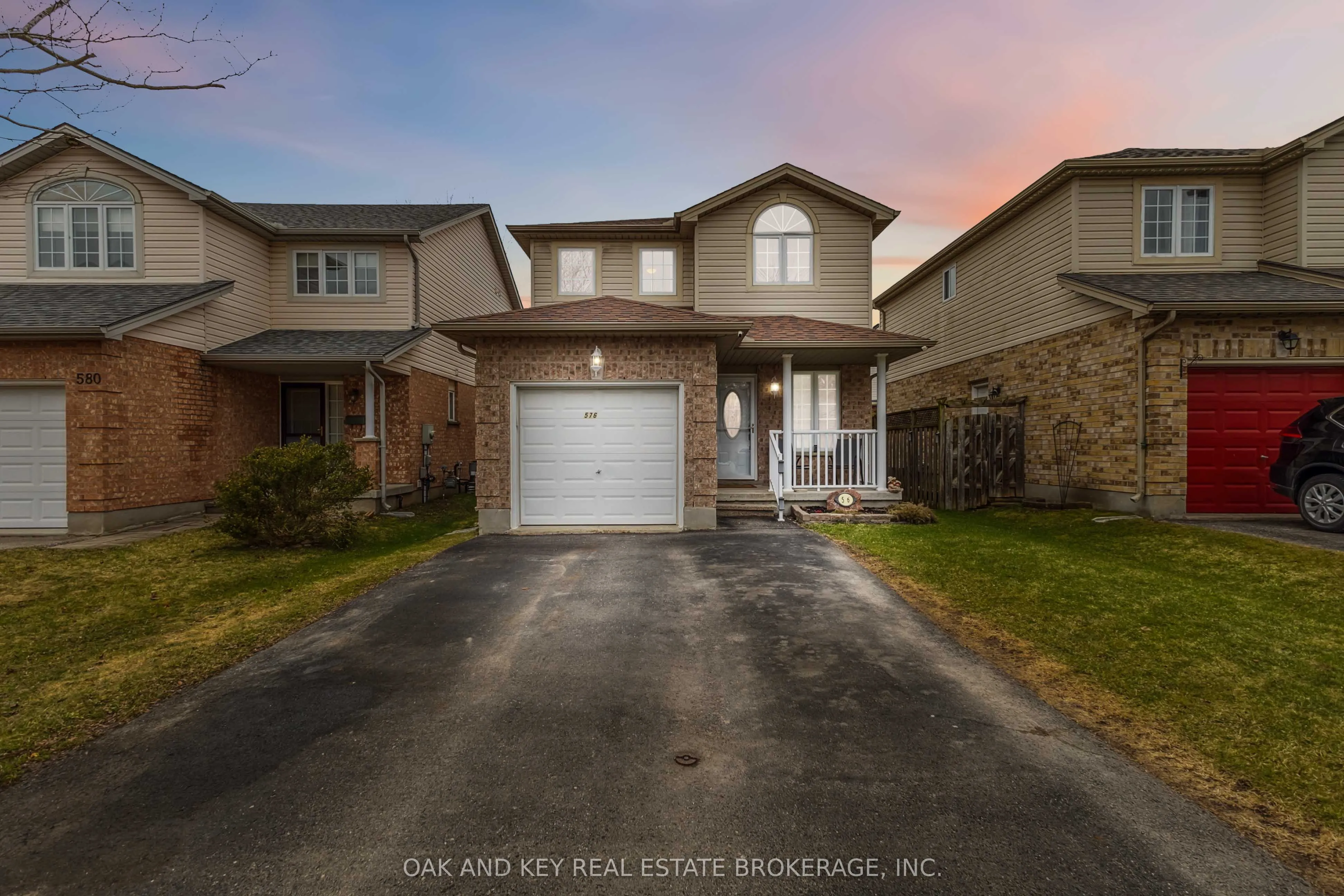 576 Ridgeview Drive, London East, ON N5Y 6H8