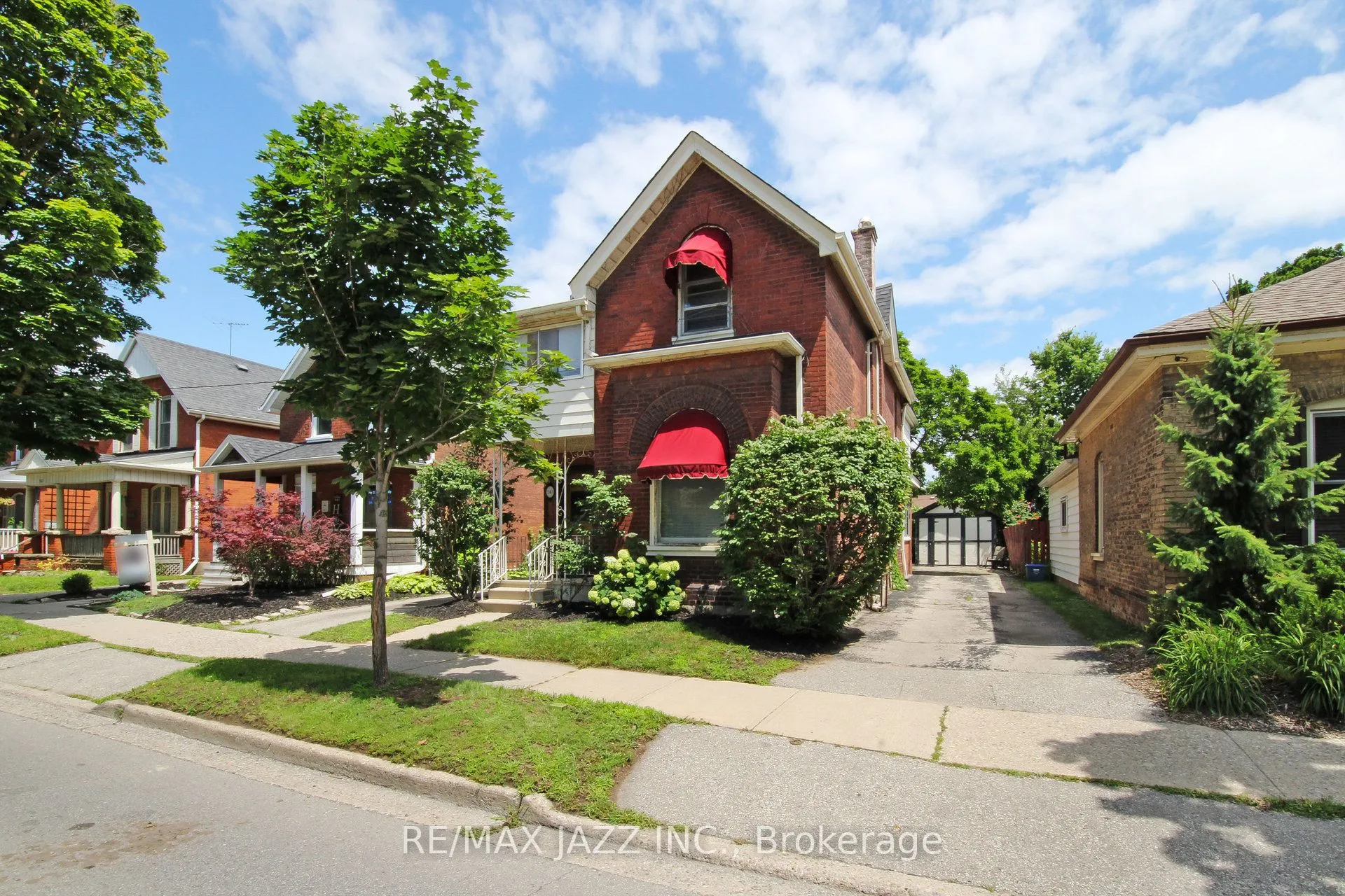 243 Brant Avenue, Brantford, ON N3T 3J4