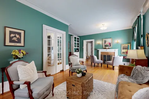 243 Brant Avenue, Brantford, ON N3T 3J4