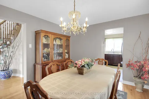 4 Stradwick Avenue, Barrhaven, ON K2J 2X3