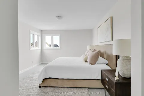 87 Esban Drive, Blossom Park - Airport and Area, ON K1X 0H3