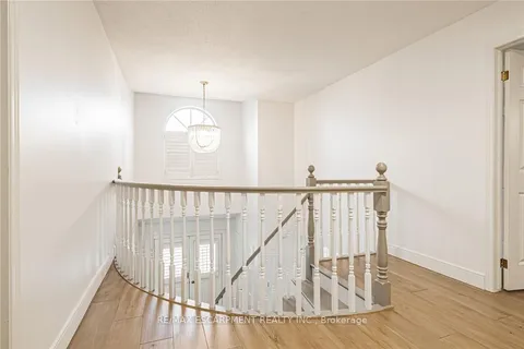6 Windmill Place, Hamilton, ON L9M 6V9