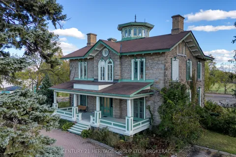 389 King Street, Gananoque, ON K7G 1G6