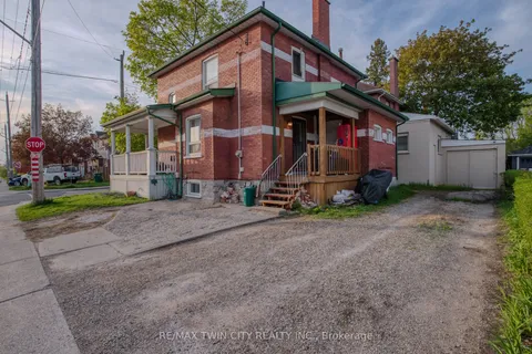 211 Dolph Street, Cambridge, ON N3H 2A6