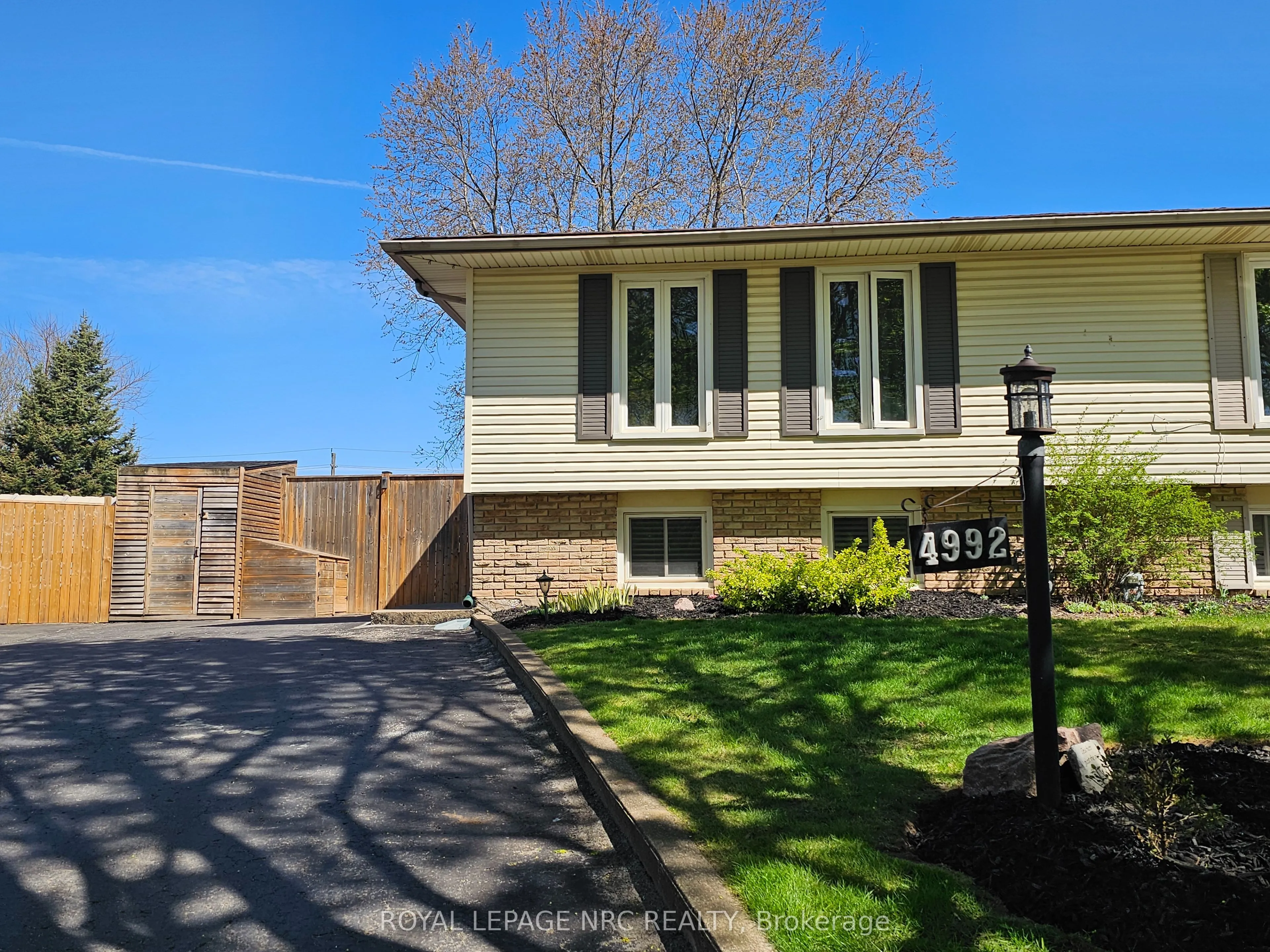 4992 Gage Court, Niagara Falls, ON L2E 7B5