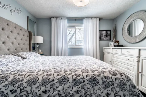 4992 Gage Court, Niagara Falls, ON L2E 7B5