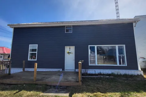 14 Division Boulevard, ON K0K 1T0