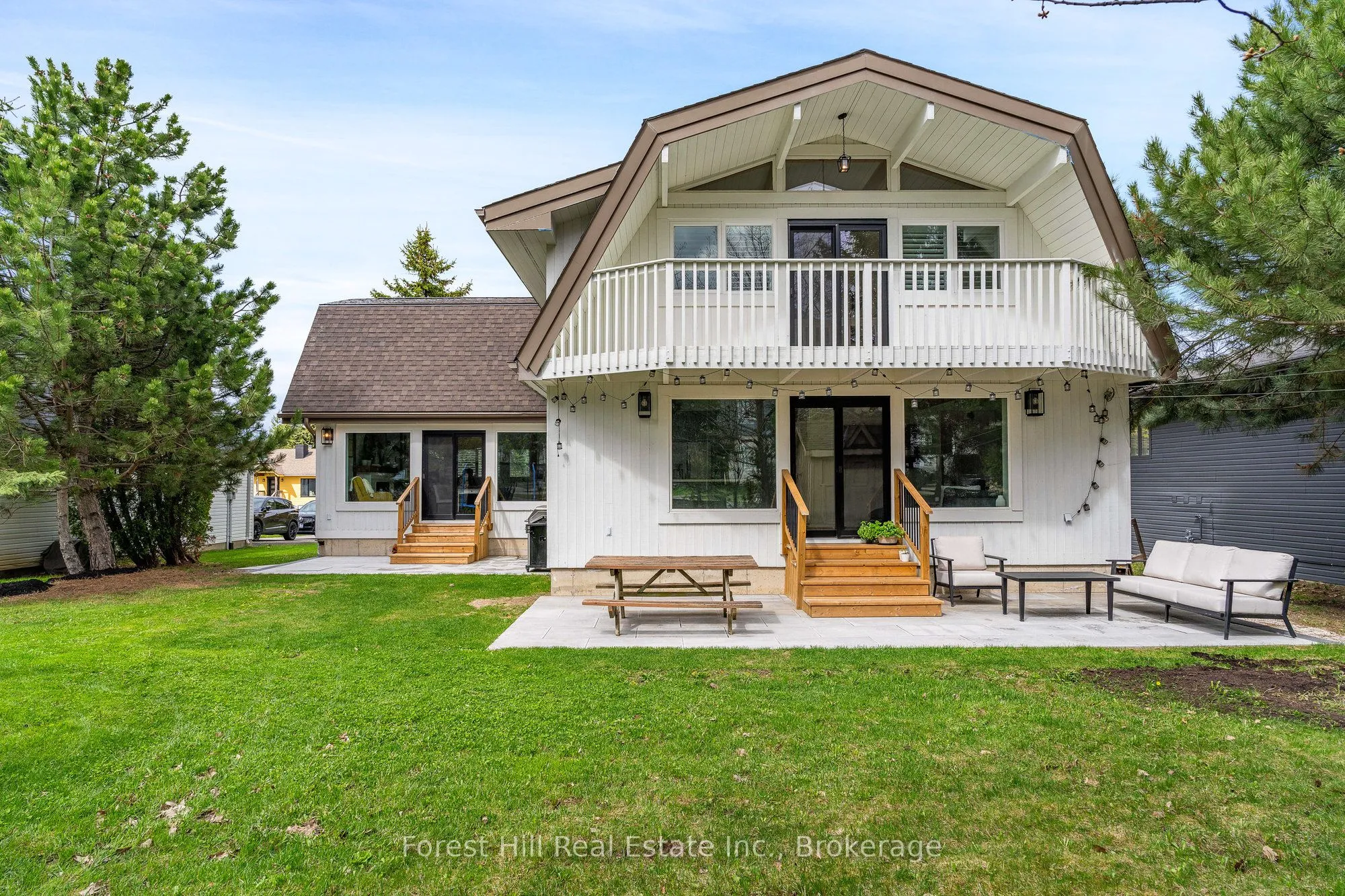 144 Brooker Boulevard, Blue Mountains, ON L9Y 0L4