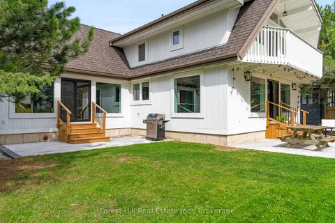 144 Brooker Boulevard, Blue Mountains, ON L9Y 0L4