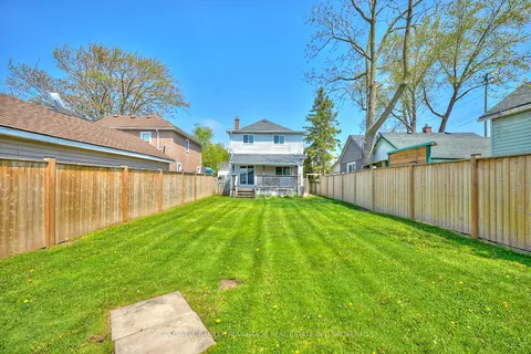 189 Young Street, Welland, ON L3B 4C9