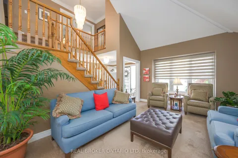 63 Martinet Avenue, London East, ON N5V 4B7