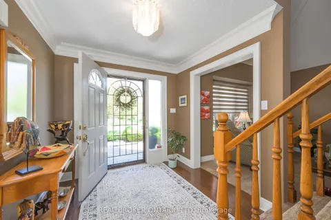 63 Martinet Avenue, London East, ON N5V 4B7